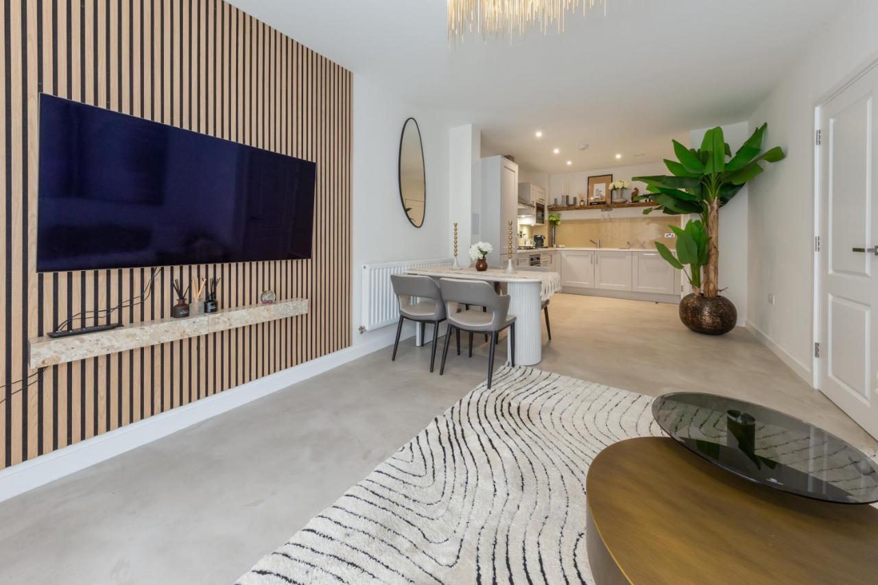 Cozen Villa Edgware Eksteriør billede